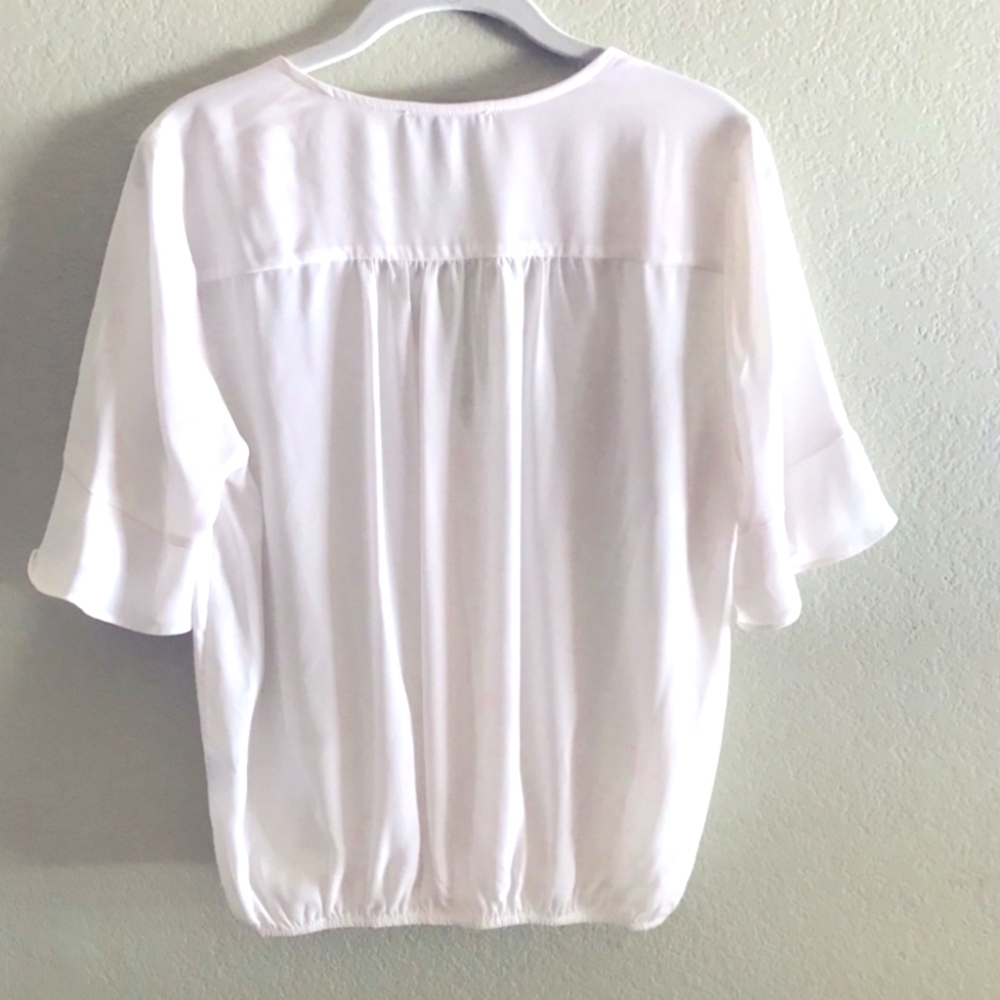 💕EUC 🌸Eclair White Blouse Size Small - Picture 3 of 3